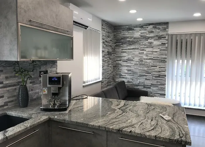 Swiss * Mosonmagyaróvár